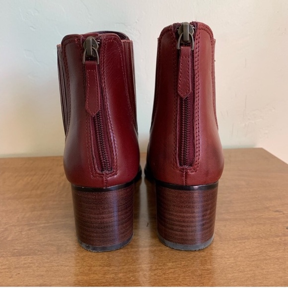 SOLD 📍Halogen Red Mahogany Boots - Picture 4 of 5